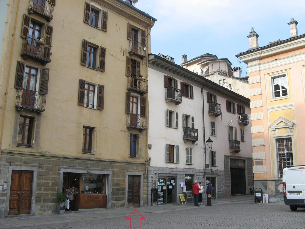 Ferienwohnung Maison Besenval Aosta Zimmer foto